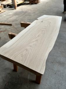 PLATEAU DE TABLE LIVE EDGE CHENE 